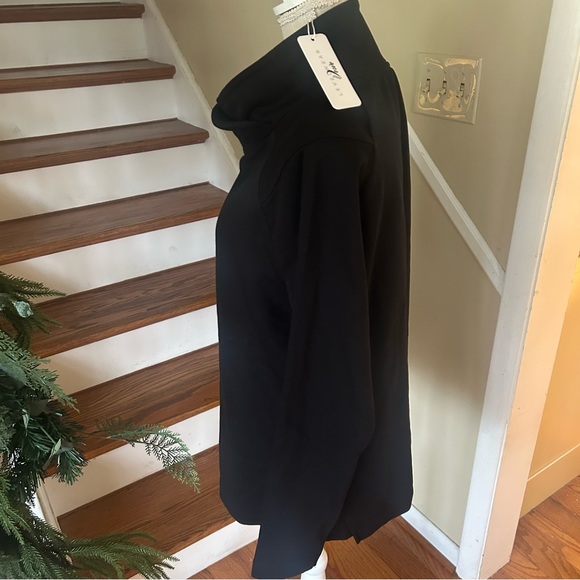 NWT Advance by Verve Black Sweatshirt Funnel Neck M Sporty Activewear Ribbed - Picture 3 of 15